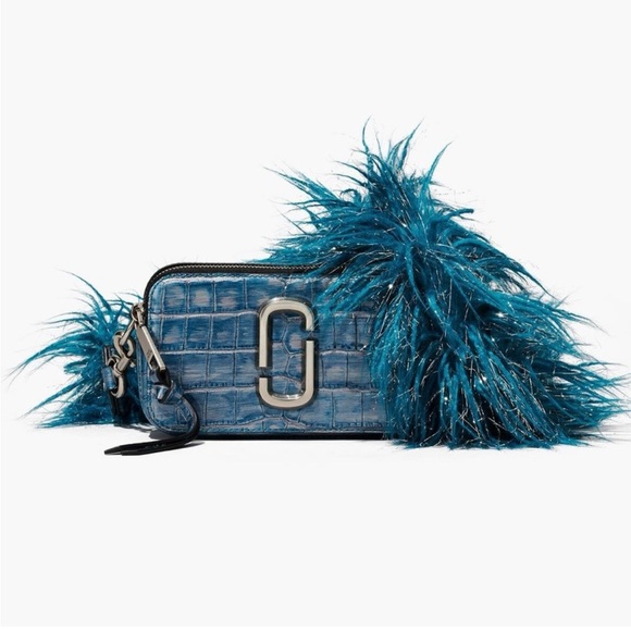 Marc Jacobs (NWT) Snapshot Camera Bag in Blue Croc-Embossed Leather & Faux-Fur - Picture 4 of 17